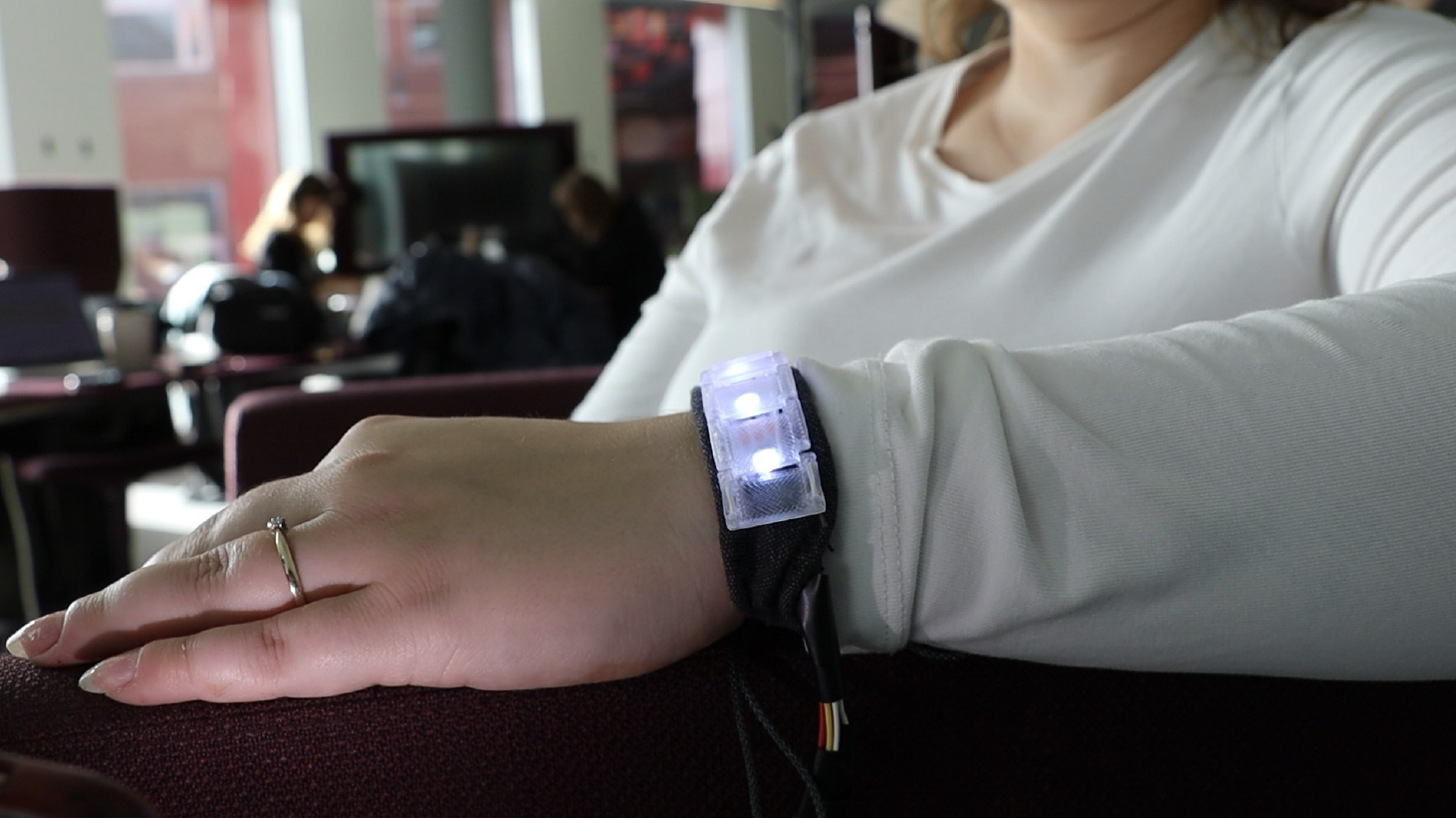 Connected partner bracelet